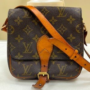 Vintage Louis Vuitton Monogram Cartouche 17